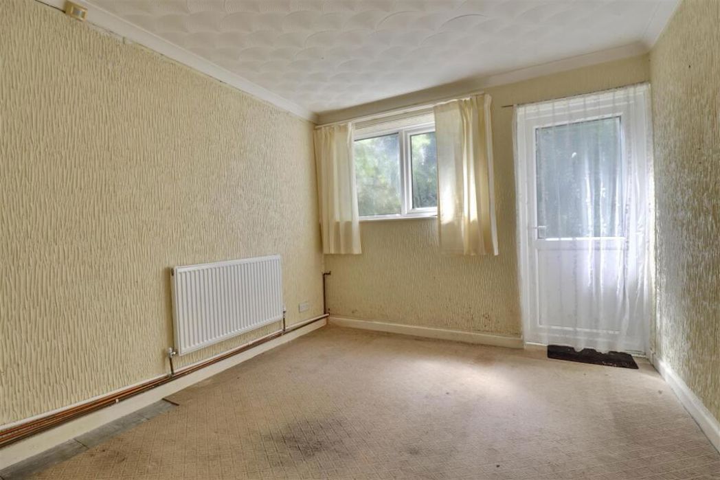 Property image 9 of 13