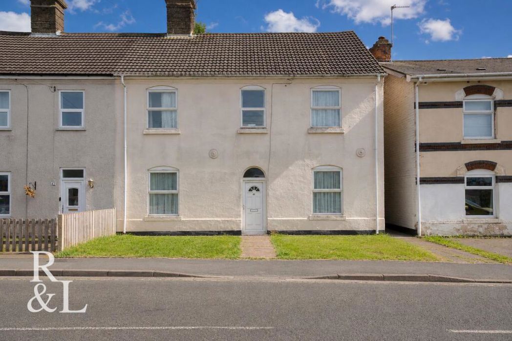 Property image 1 of 18