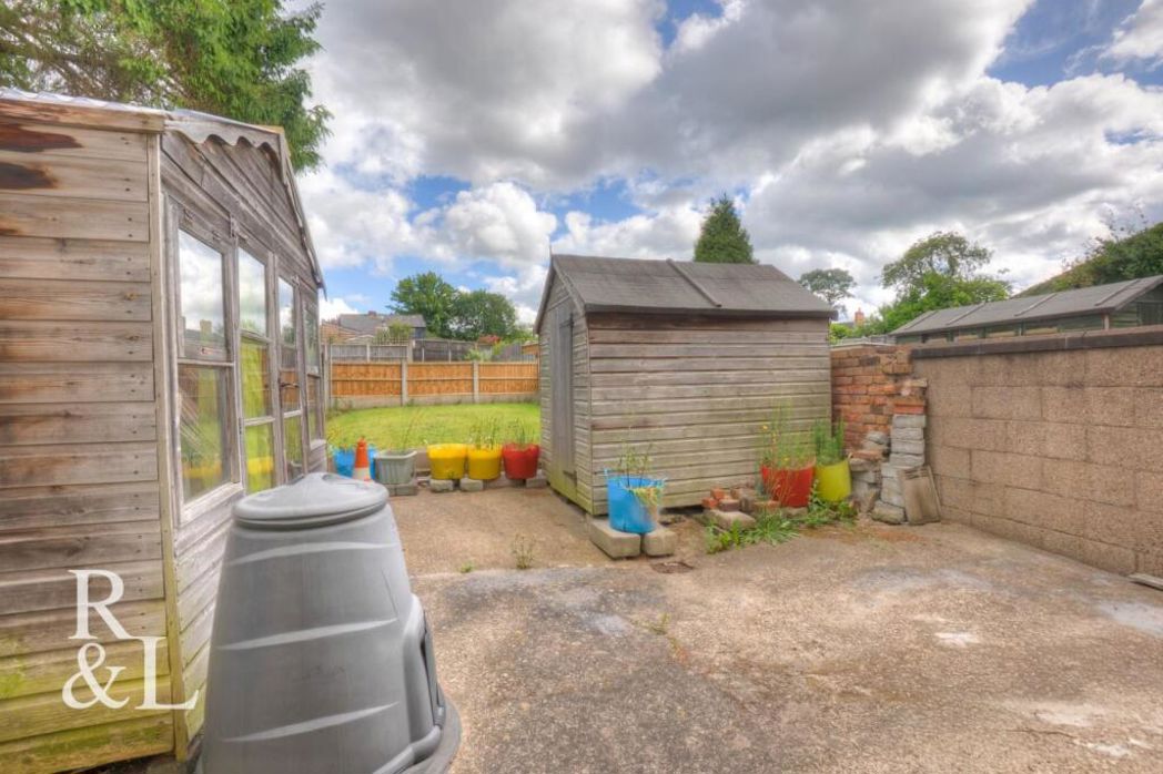 Property image 10 of 18