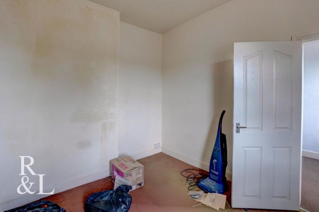 Property image 11 of 18