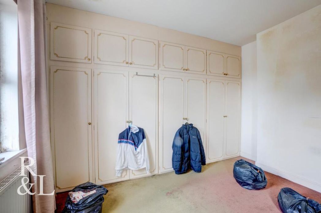 Property image 12 of 18