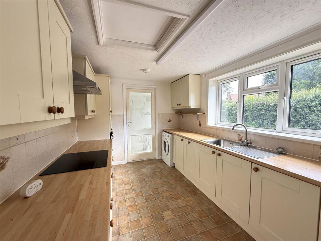 Property image 3 of 24