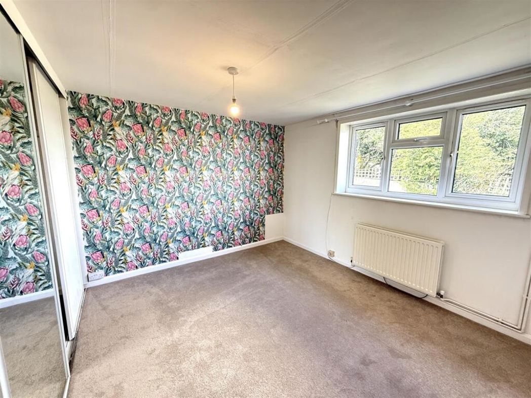 Property image 10 of 24