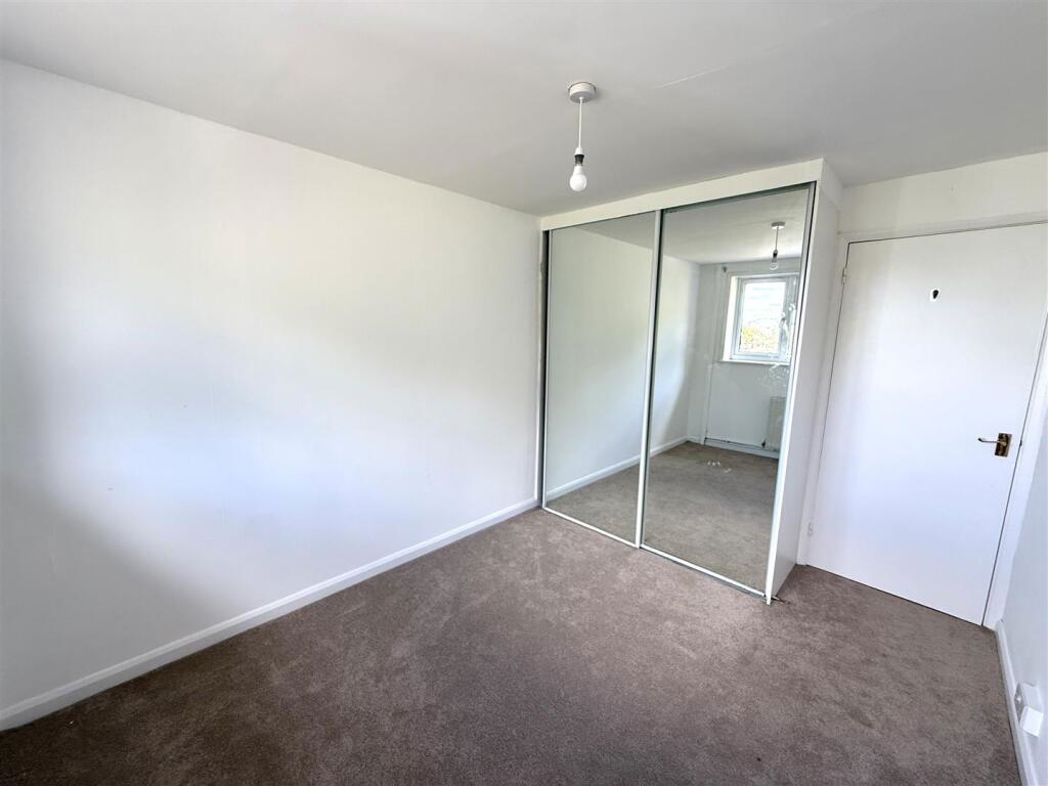 Property image 12 of 24