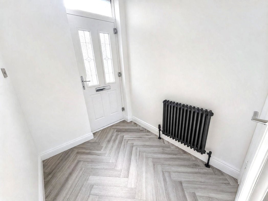 Property image 2 of 16
