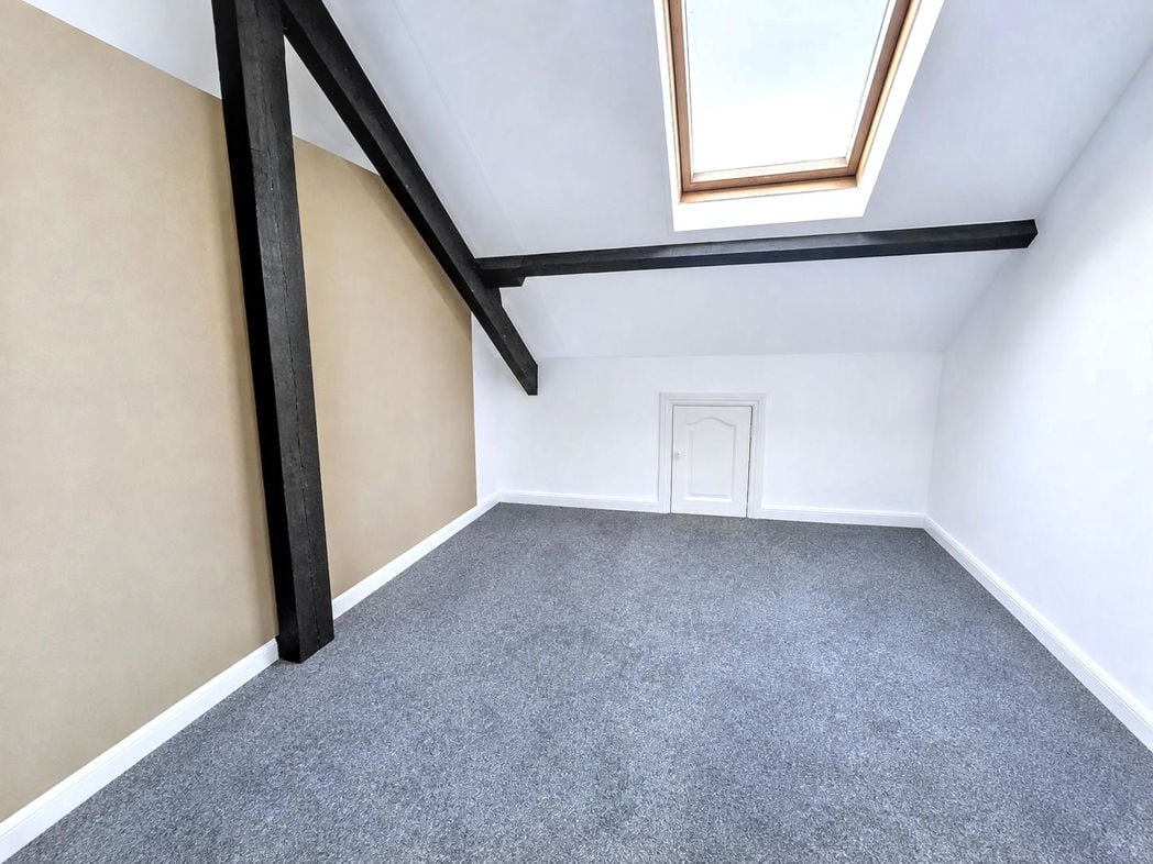 Property image 14 of 16