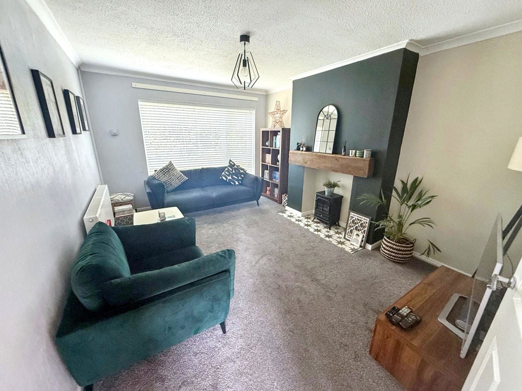 Property image 2 of 15