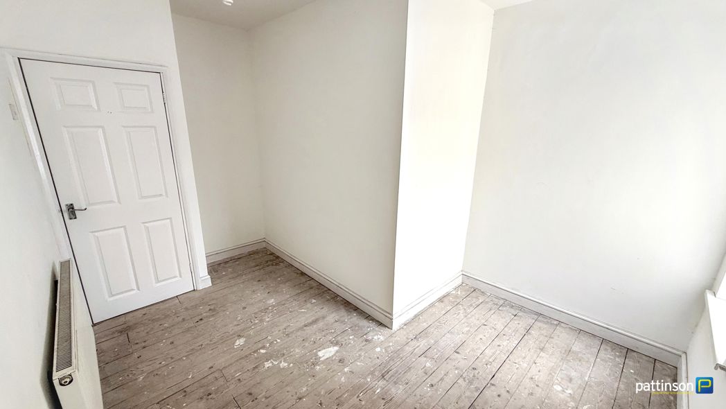 Property image 10 of 15