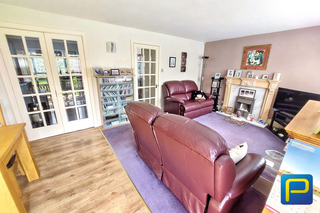 Property image 5 of 27