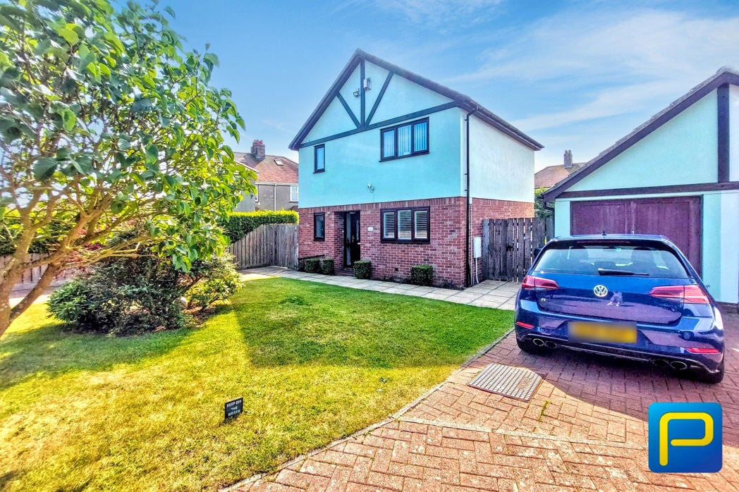 Property image 2 of 27