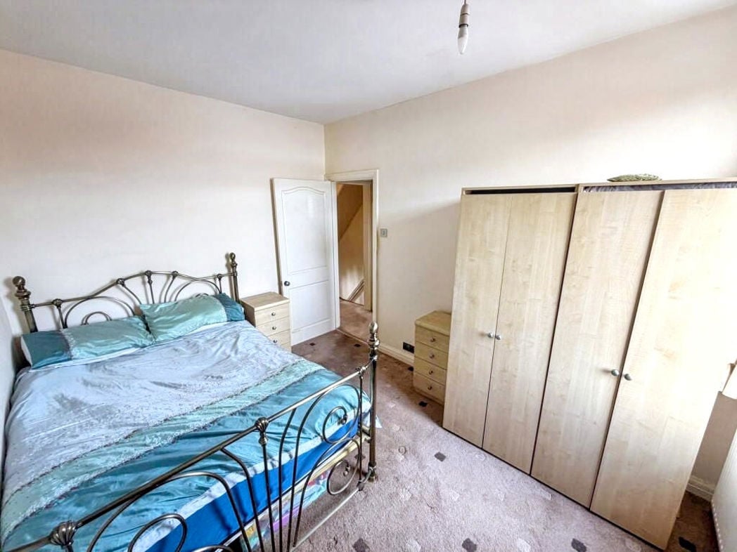 Property image 8 of 20