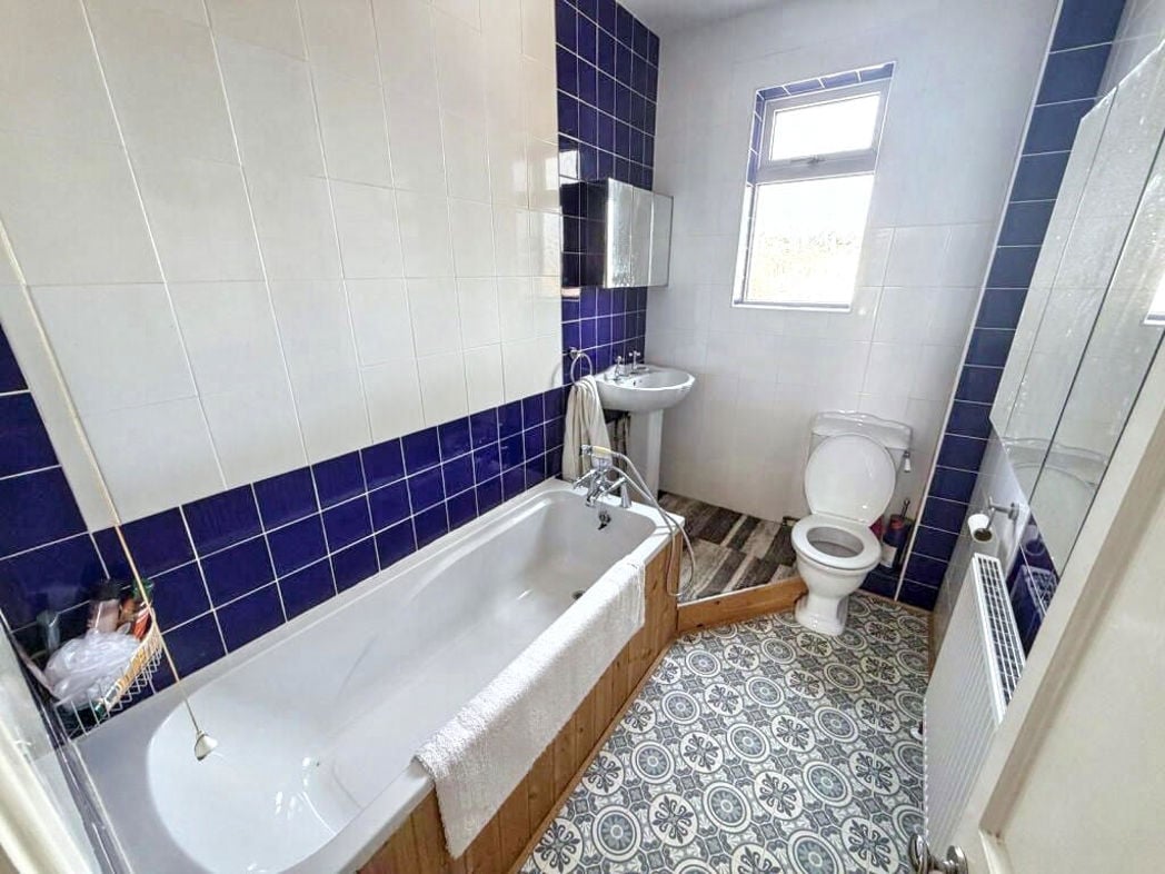 Property image 13 of 20