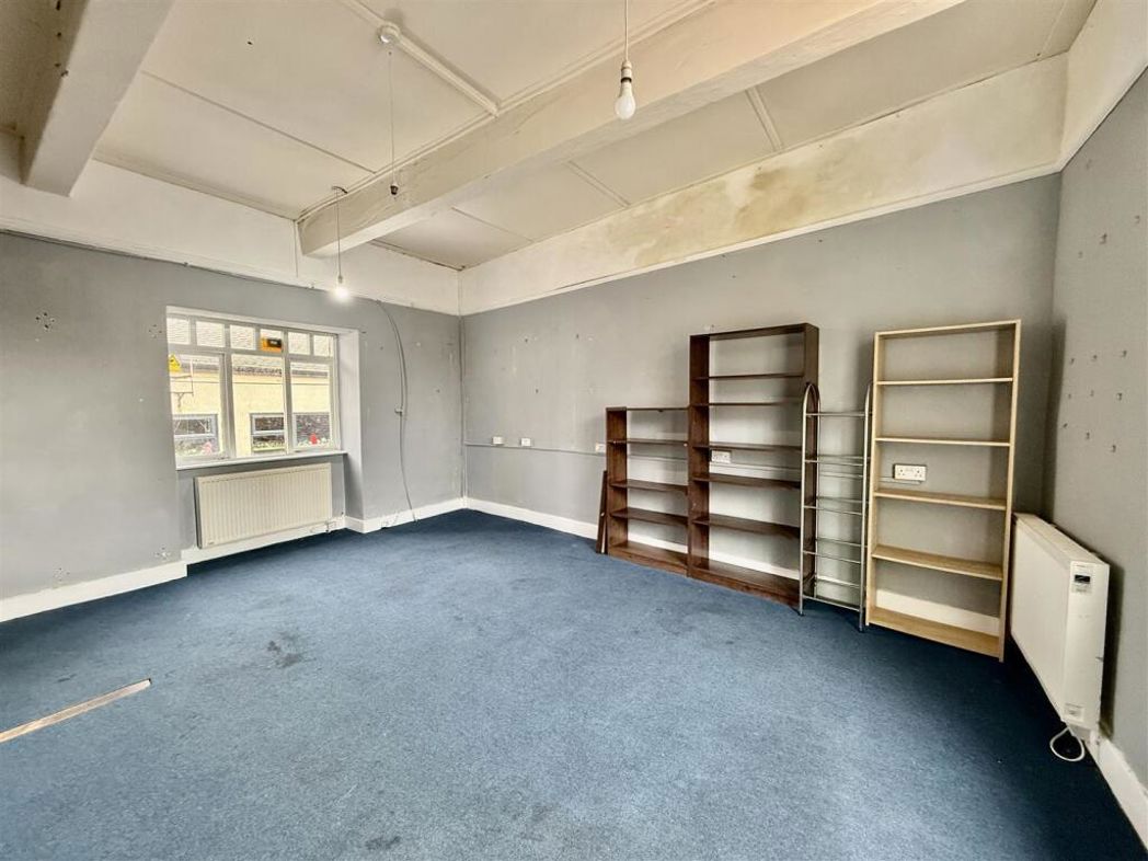 Property image 15 of 21