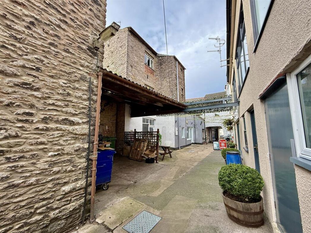 Property image 7 of 21