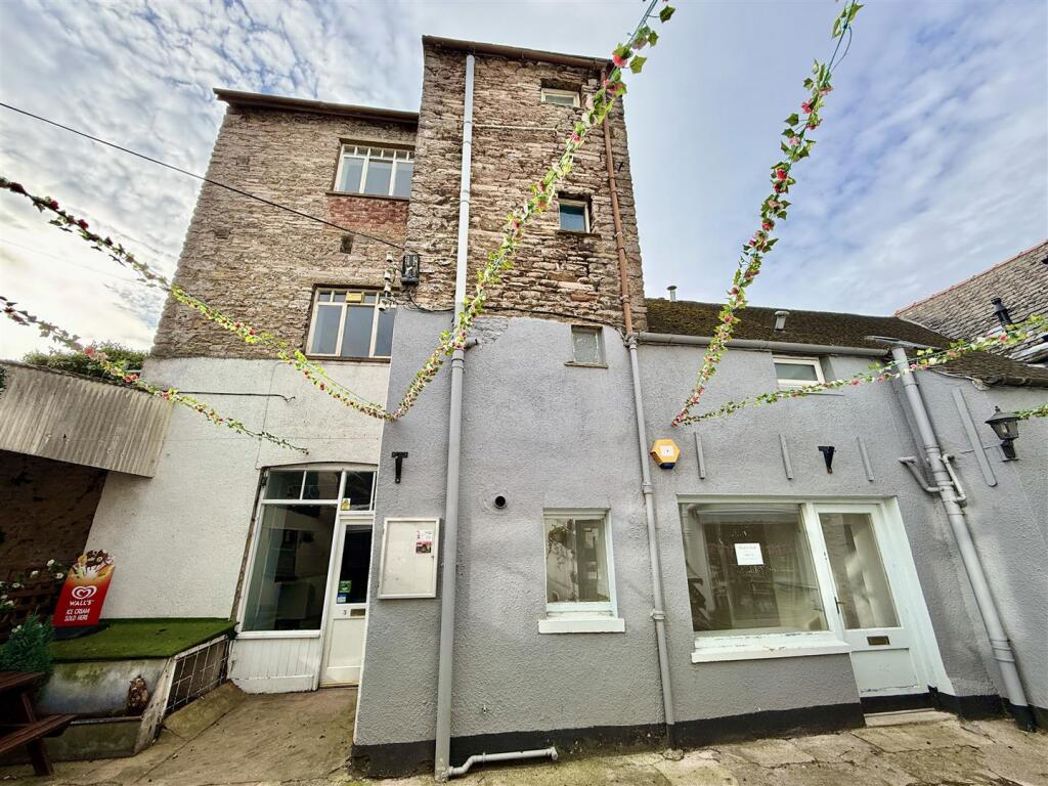 Property image 6 of 21