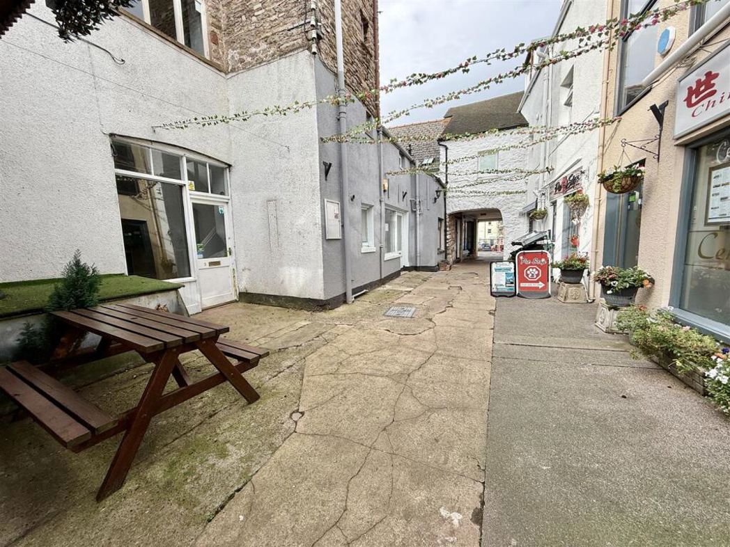 Property image 5 of 21