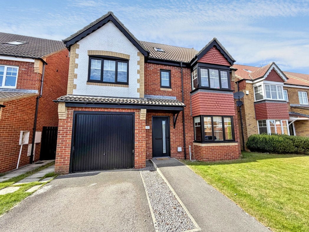 Property image 1 of 32
