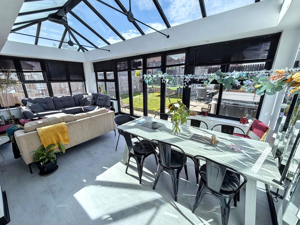Property image 13 of 32