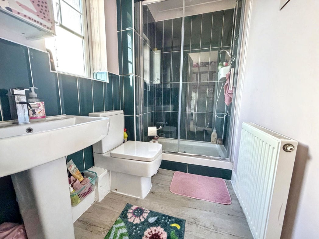 Property image 18 of 32