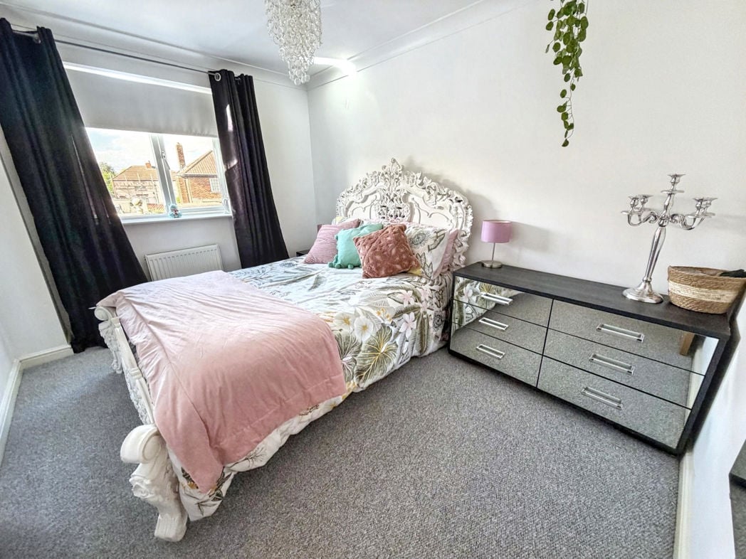 Property image 21 of 32