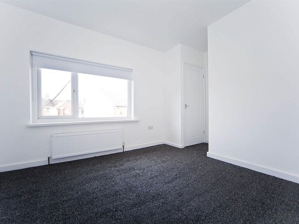 Property image 10 of 15