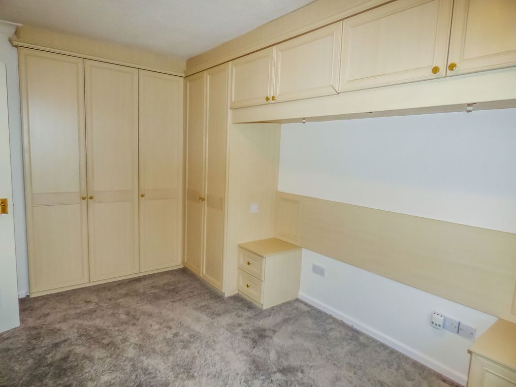 Property image 5 of 13