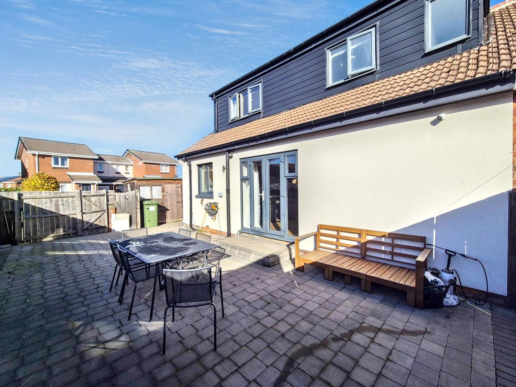 Property image 27 of 30